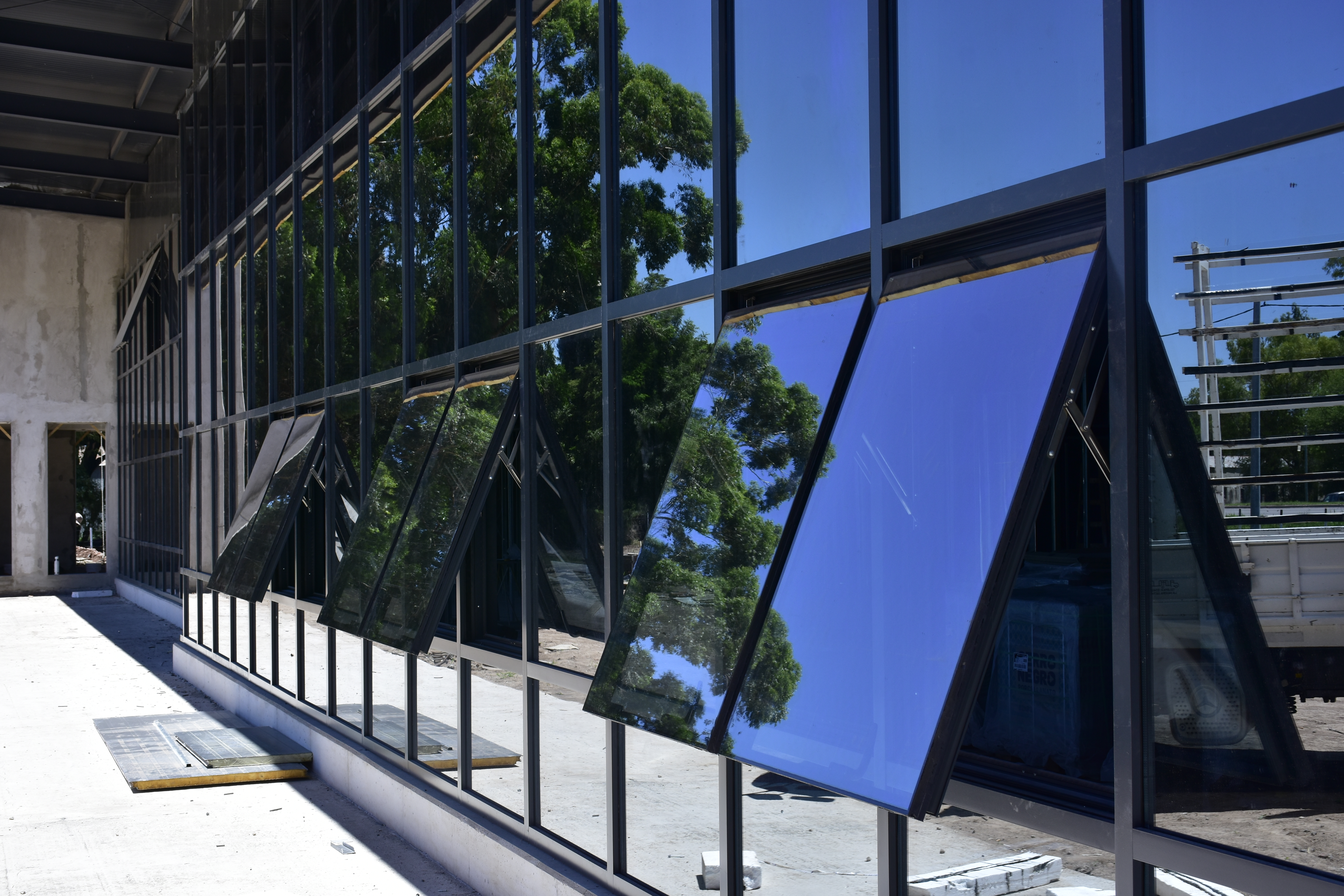 Detalle Línea Fachadas